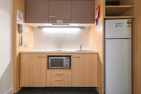 RMIT Village House - Foster Accommodation 3