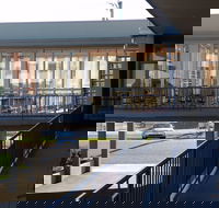 SureStay Hotel by Best Western Karinga Motel - Foster Accommodation