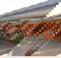 Motel Oasis - Foster Accommodation