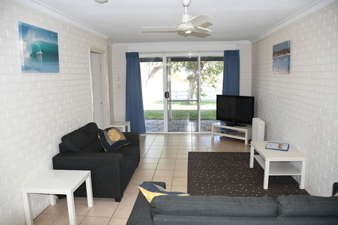 Kalbarri Seafront Villas - Foster Accommodation 3