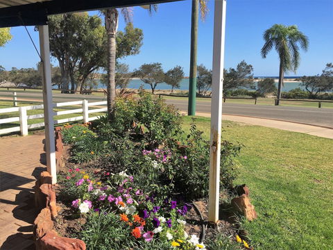 Kalbarri Seafront Villas - Foster Accommodation 0