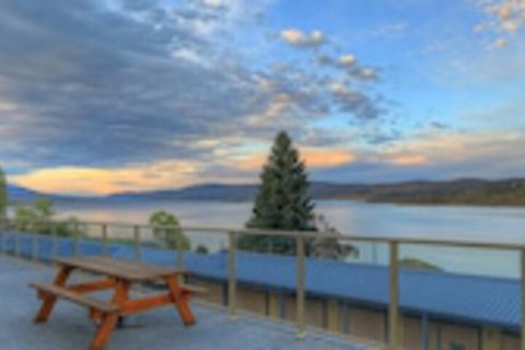 Lake Jindabyne Hotel - Foster Accommodation 0