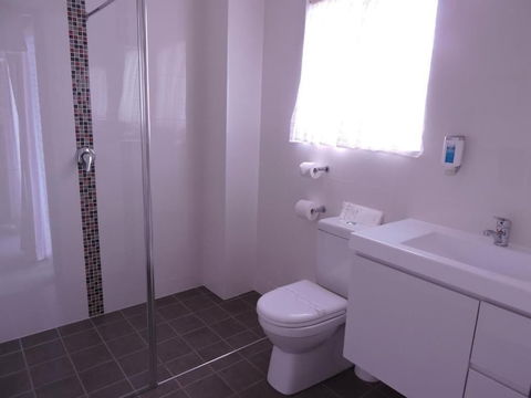 Acacia Snowy Motel - Foster Accommodation 4