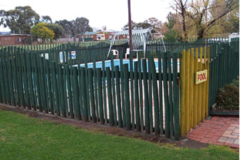 Glenndale Park Motel - Foster Accommodation 3