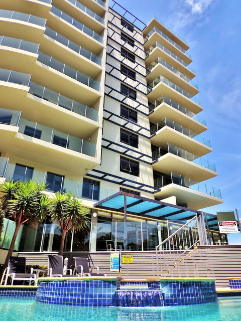 Sevan Apartments - Foster Accommodation 1