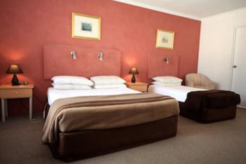 Bella Villa Motor Inn - Foster Accommodation 4