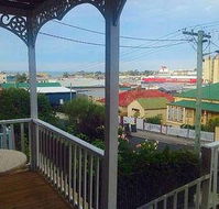 Devonport Historic Cottages - Foster Accommodation