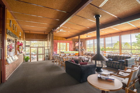 High Country Motel - Foster Accommodation 3