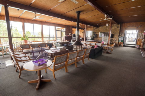 High Country Motel - Foster Accommodation 4