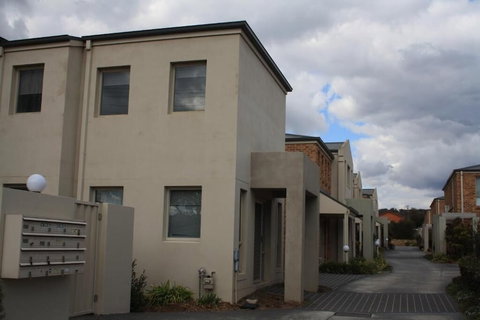 Grand Manor Motor Inn - Queanbeyan - Foster Accommodation 0