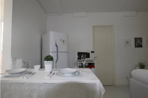 Lotus Boutique Apartments By Peace World - Foster Accommodation 2