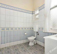 Rose Garden Spacious Family Home Near CBD - Foster Accommodation