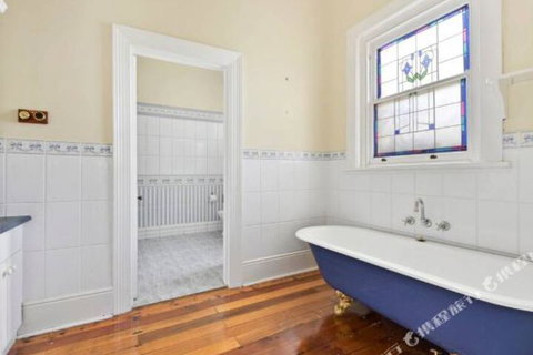 Rose Garden Spacious Family Home Near CBD - Foster Accommodation 5