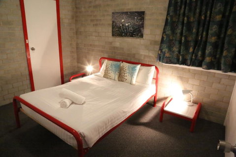 Tanderra 4 - Foster Accommodation 2