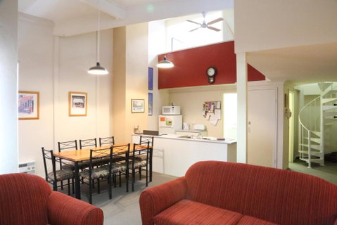 Razorback 2 - Foster Accommodation 3