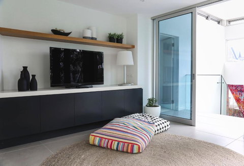 Hastings Park Penthouse 6 - Foster Accommodation 6