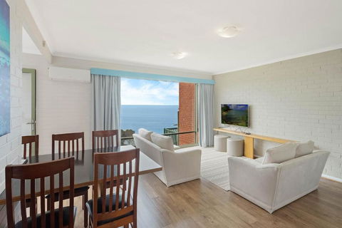 Whalevue Unit 2 - Foster Accommodation 6