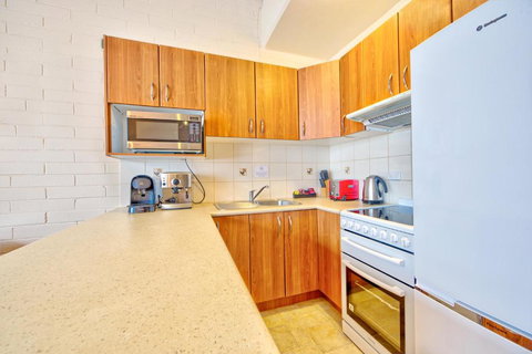 Snow Ski Apartments 16 - Foster Accommodation 3