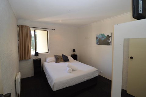 Kirwan 11 - Foster Accommodation 3