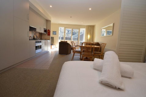 Squatters 1 - Foster Accommodation 4
