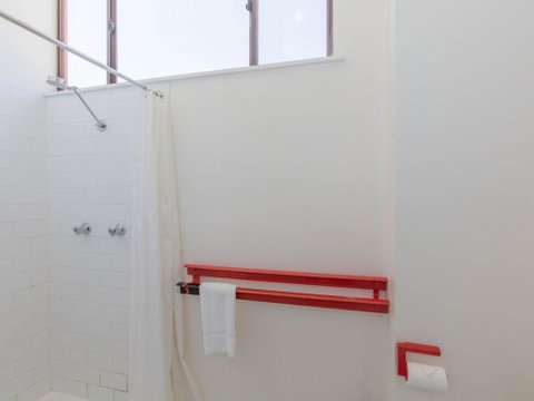 Tanderra 17 / 28 Park Road - Foster Accommodation 5