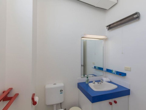 Tanderra 17 / 28 Park Road - Foster Accommodation 2