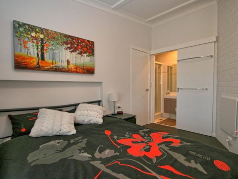 Tanderra 16 / 28 Park Road - Foster Accommodation 3