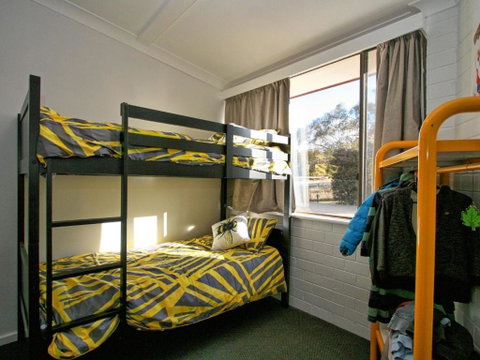 Tanderra 16 / 28 Park Road - Foster Accommodation 4
