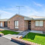 City Four Apartment - Foster Accommodation 0