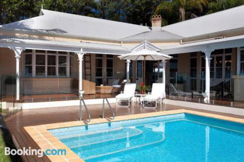 Sunrise At Sanquar Noosa Hinterland - Foster Accommodation 5