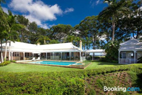 Sunrise At Sanquar Noosa Hinterland - Foster Accommodation 2