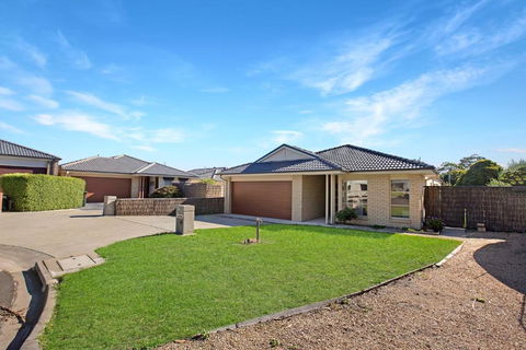 Toonalook Retreat Pet Friendly & Close To Town - Foster Accommodation 4