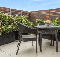 Urban Rest - Banq - Foster Accommodation