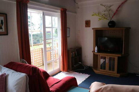 Wind Song Mountain Retreat - Foster Accommodation 0