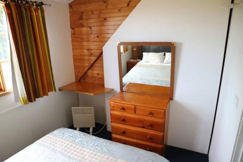 Wind Song Mountain Retreat - Foster Accommodation 1