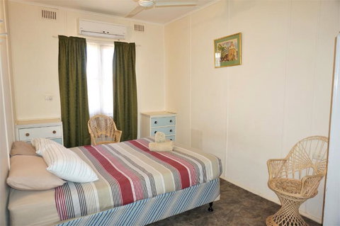Exmouth Villas Unit 29 Affordable 3 Bedroom Villa With A Great Location - Foster Accommodation 2