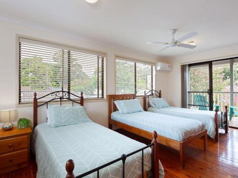 Willows At The Bay 111 Horace St. Large House With Aircon WIFI & Boat Parking. - Foster Accommodation 4
