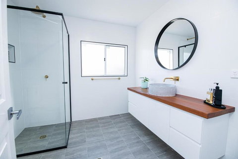 The Byng House Grand & Central Entertain 12 - Foster Accommodation 1