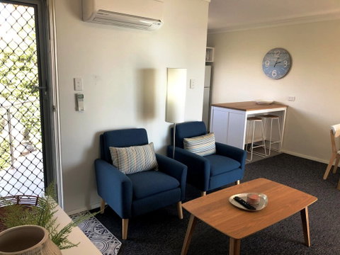 Sunset On Esplanade - Foster Accommodation 6