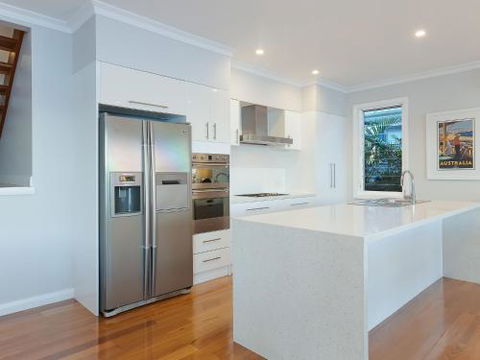 Absolute Waterfront Lakehouse Fishing Point Waterfront Pool Jetty - Foster Accommodation 5
