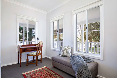 Winsome - Foster Accommodation 6
