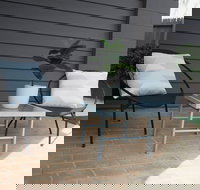 Master Suite With Private Entrance - Foster Accommodation