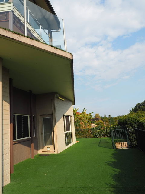 Master Suite With Private Entrance - Foster Accommodation 6