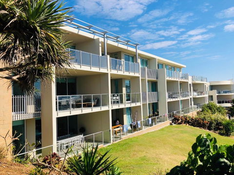 Absolute Beachfront Cabarita Beach Ocean Views 3 Bed Apartment - Foster Accommodation 4