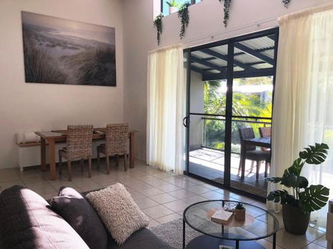 Baden 86 Rainbow Shores Walk To Beach Top Floor Air Conditioned Unit - Foster Accommodation 0