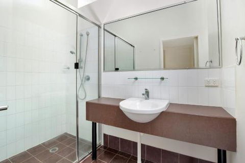 Baden 46 Rainbow Shores Walk To Beach Top Floor Air Conditioned Unit Pools - Foster Accommodation 1