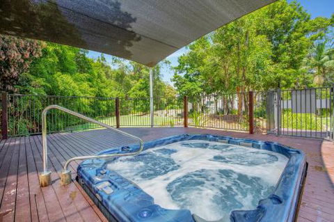 Baden 46 Rainbow Shores Walk To Beach Top Floor Air Conditioned Unit Pools - Foster Accommodation 5