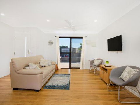 VIlla Zelma Culburra Beach - Foster Accommodation 0