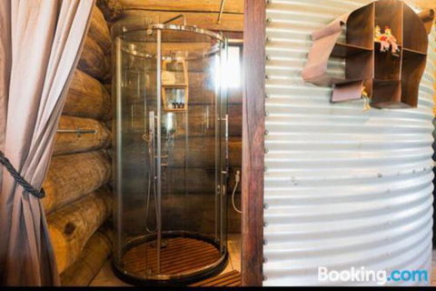 Amarina Farm Stay & Gardens - Foster Accommodation 5