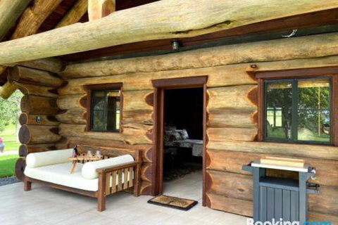 Amarina Farm Stay & Gardens - Foster Accommodation 2